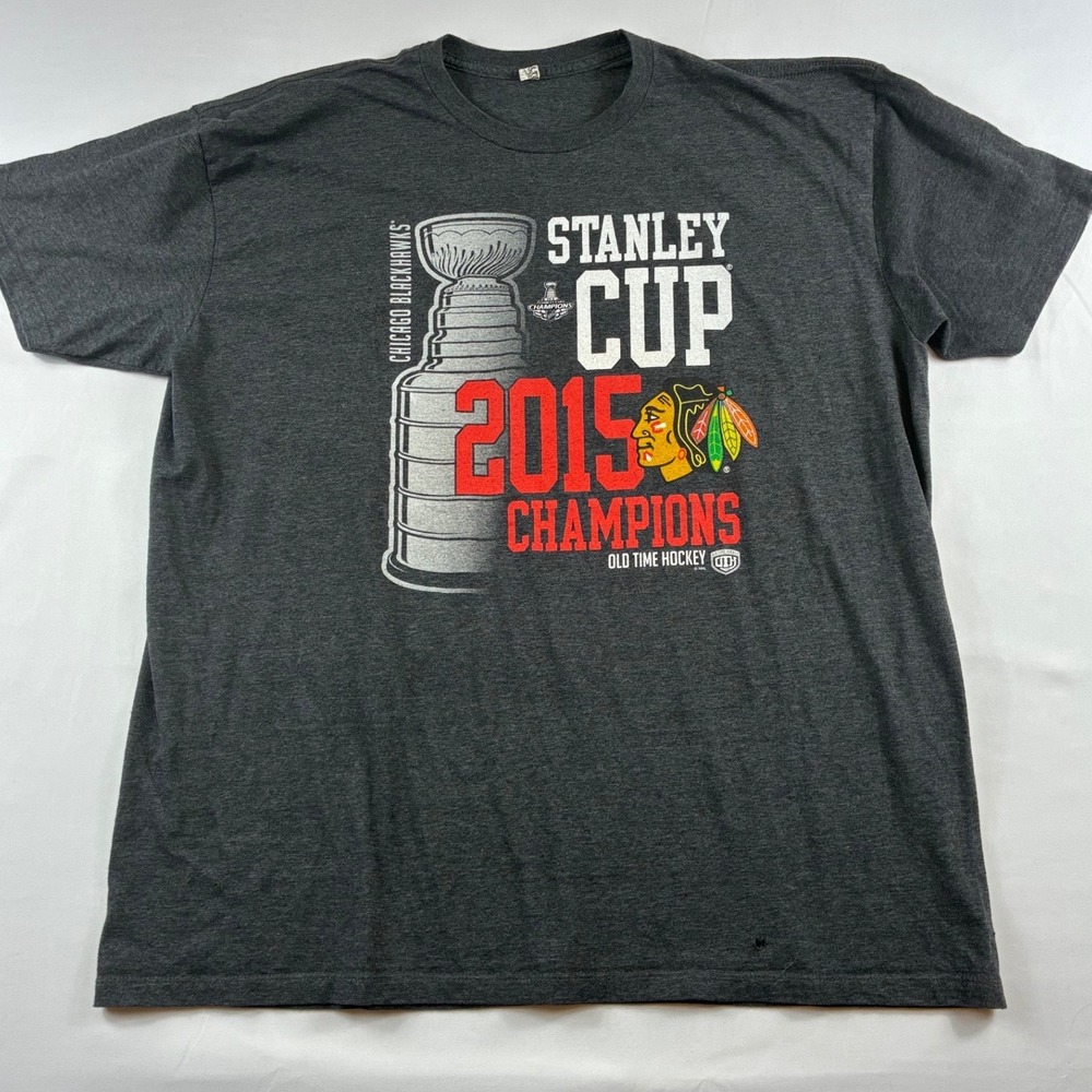 Old Time Hockey Chicago Blackhawks T-Shirt Mens XL Gray 2015 Stanley Cup Champs